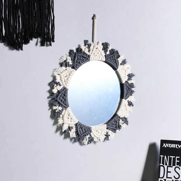 ديكور بمكرمة متدفقة منسوج يدويًا ، ديكور معلق . Handwoven Flowing Macrame Decor, Wall Hanging Decor,