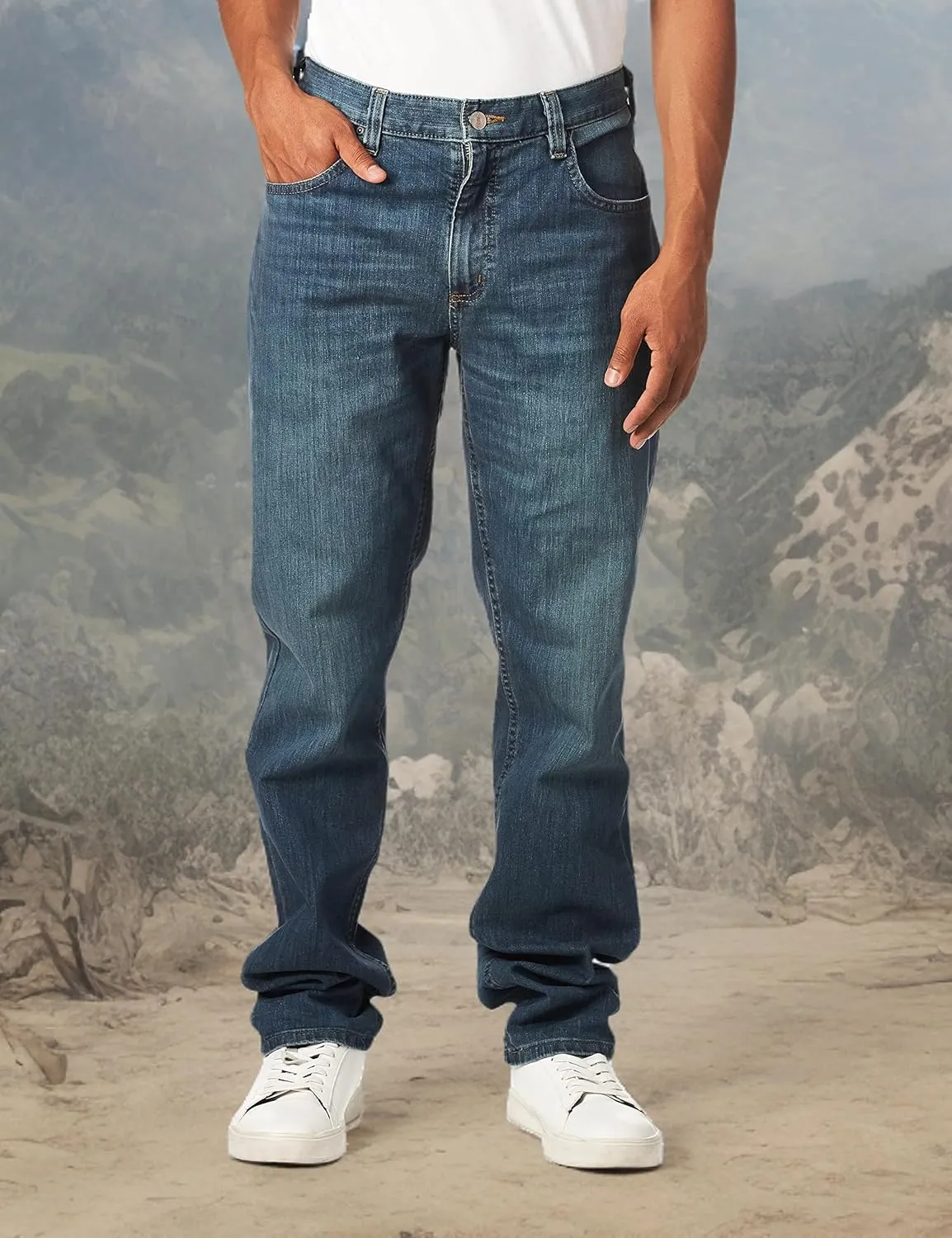Carhartt Men's Rugged Flex Relaxed Fit Low Rise 5-Pocket Tapered Jean