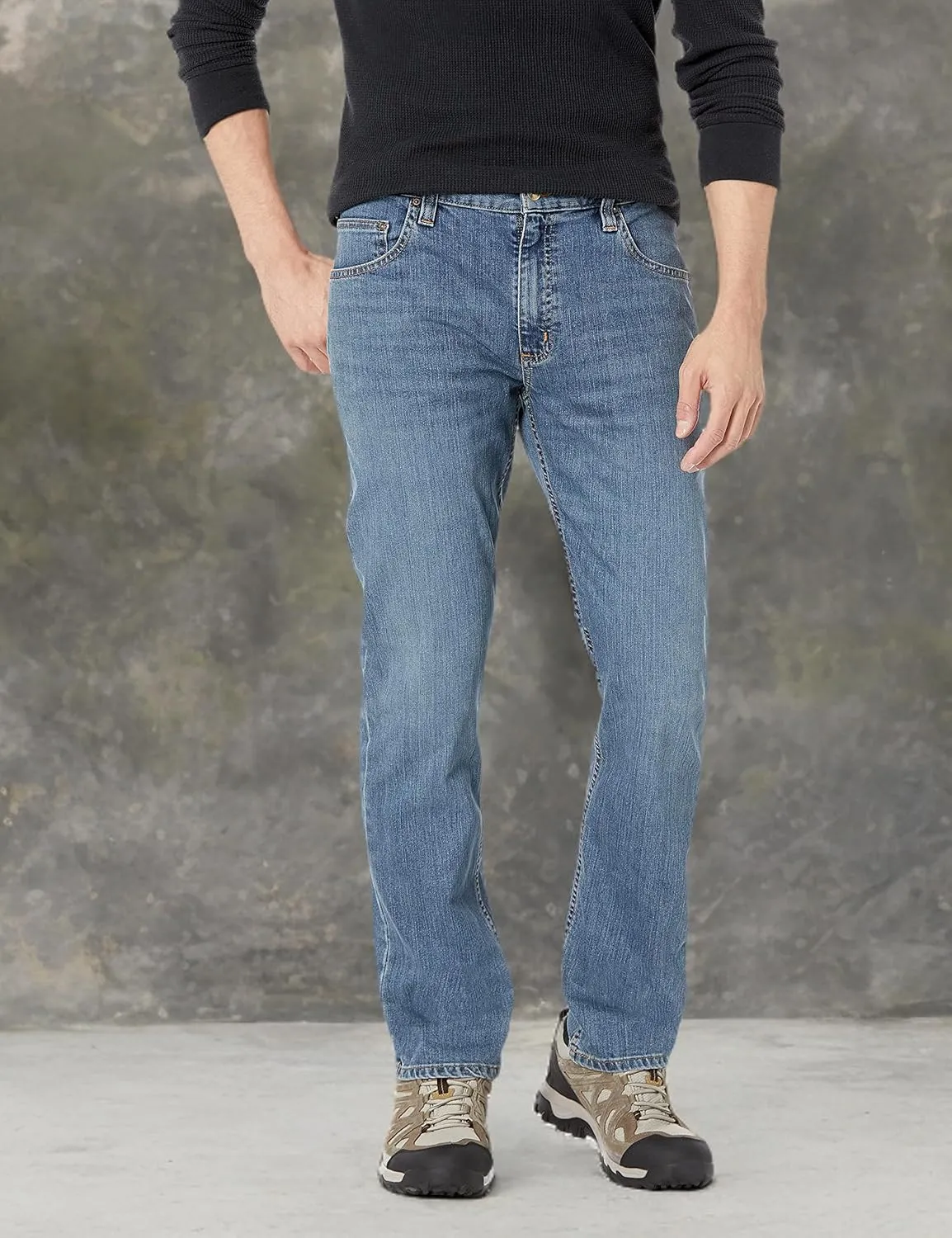Carhartt Men's Rugged Flex Relaxed Fit Low Rise 5-Pocket Tapered Jean