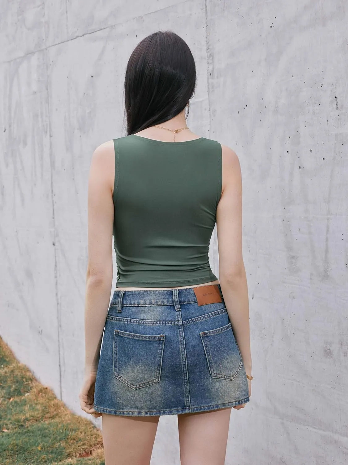 CIDER Lace Crop Tank Tops for Women Summer V Neck Sleeveless Going Out Tops Ruched Sexy Tee Trendy T Shirts Casual