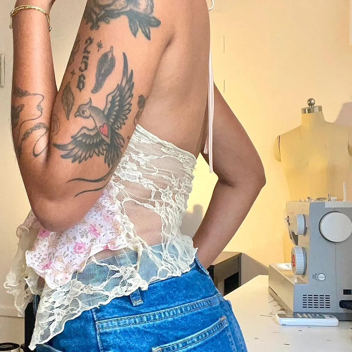 Halter Floral Camisole Tops for Women V Neck Lace Back Babydoll Top Cute Summer Going Out Tops for Teen Girls