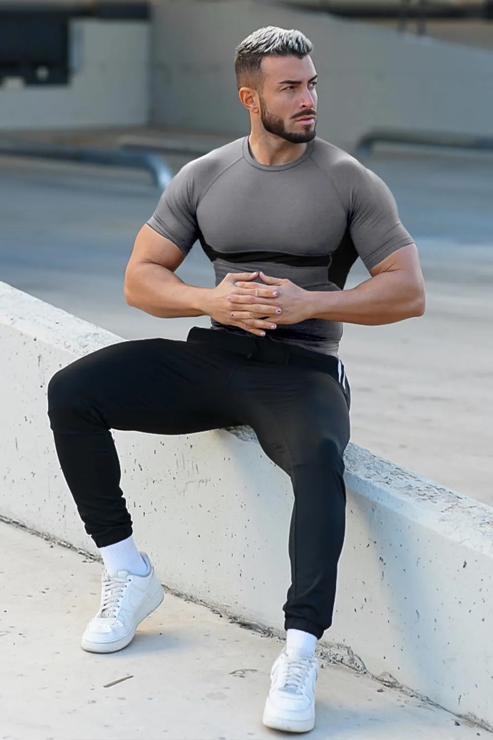 Men's Muscle Fit Tech Tees - Moisture-Wicking, Compression, Breathable Mesh