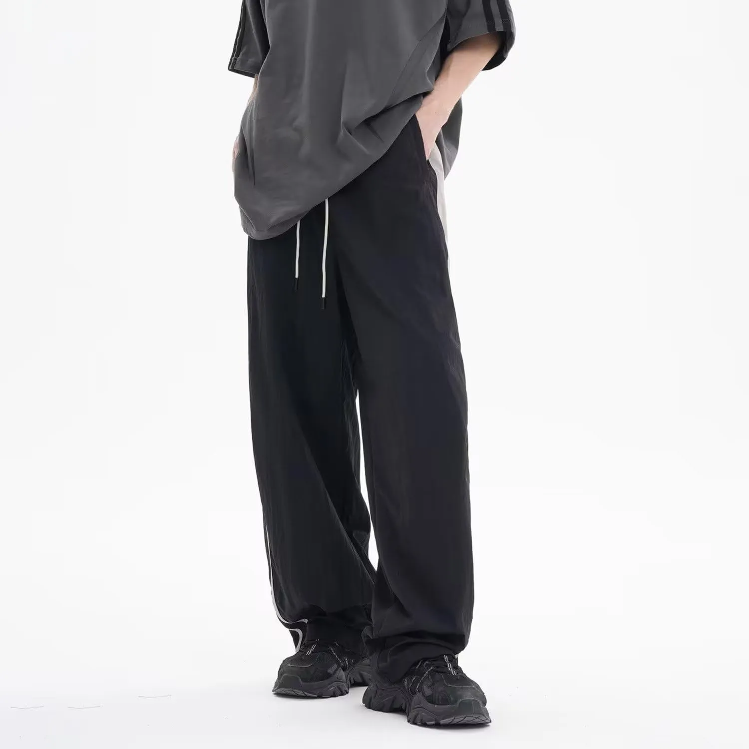 Unisex Y2k Parachute Pants Vintage Baggy Pants Track Pants Y2k Elasitc Waist Relaxed Track Pant for Men and Woman