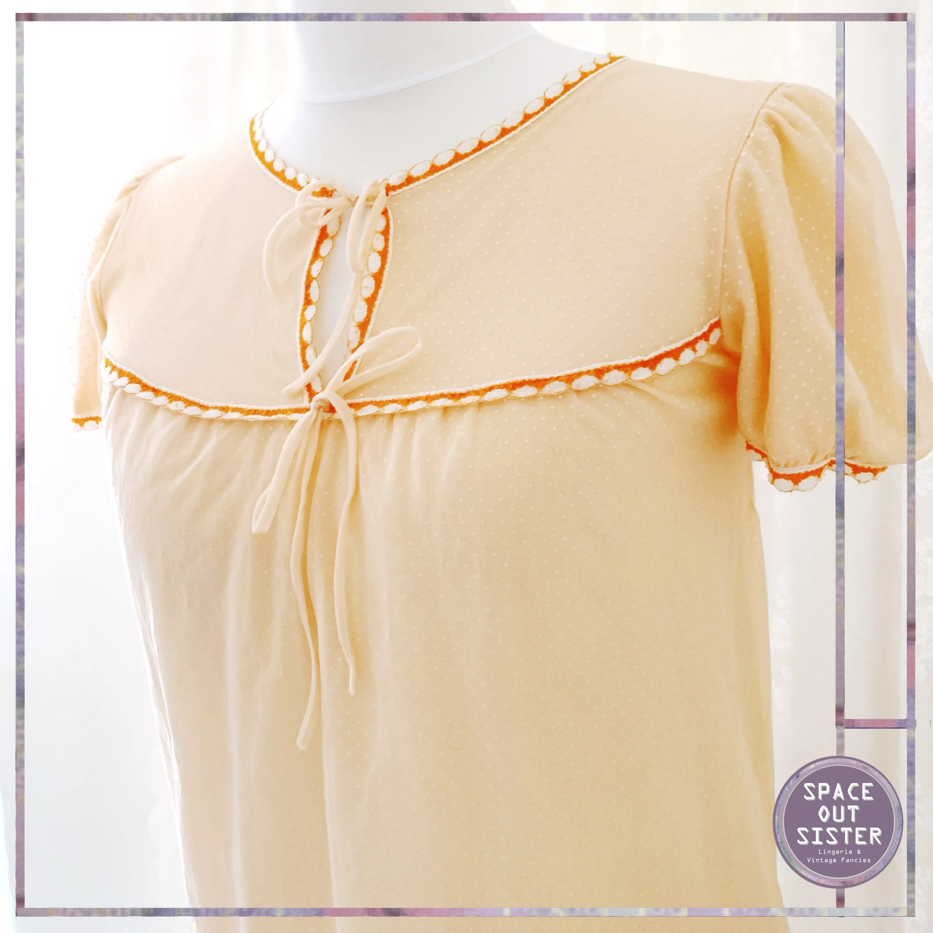 Vintage Peach Bellita Nightdress
