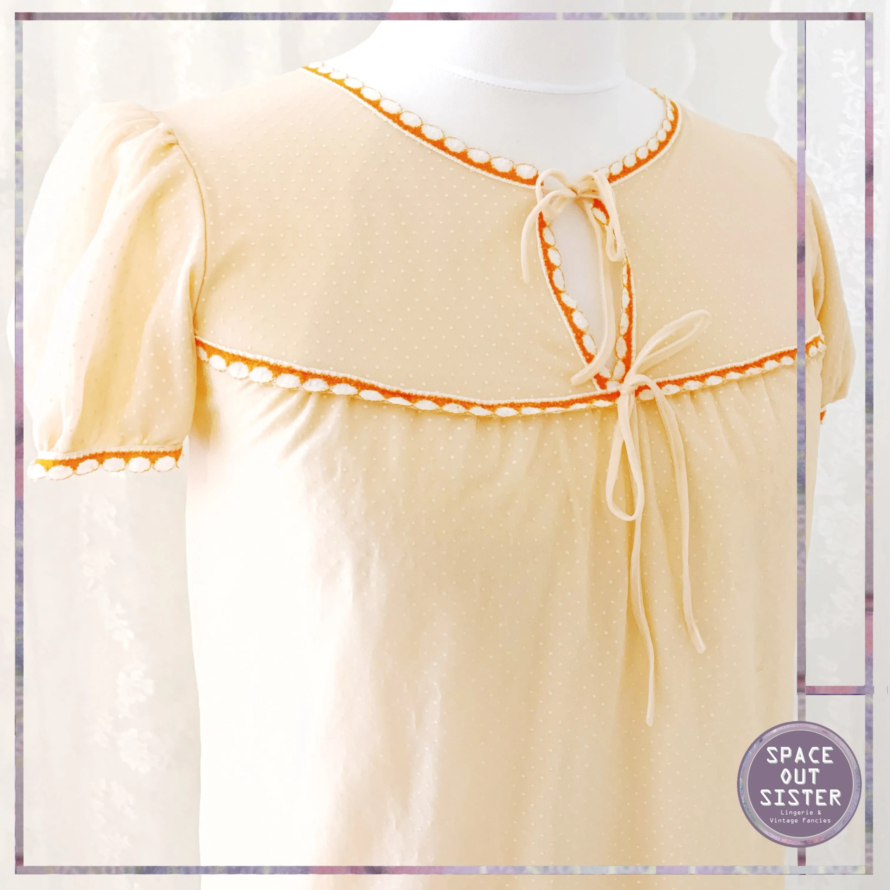 Vintage Peach Bellita Nightdress