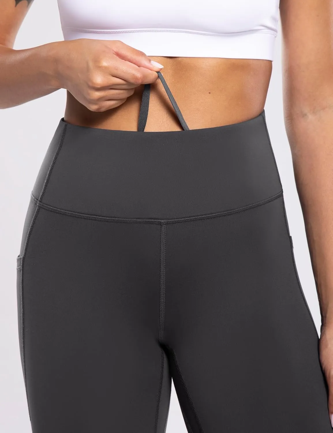 Women's Fleece Lined Leggings with Pockets Thermal Winter Workout High Waist 28'' Yoga Warm Pants Tight Full Length